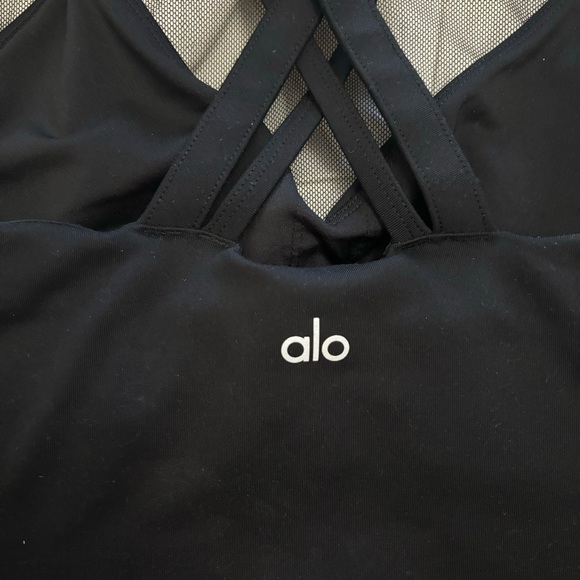 Alo Yoga Carmen Bra Tank EUC - Picture 15 of 16